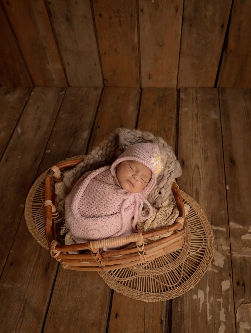 Newborn-Yorkshire-Charlotte-Harvey-photography